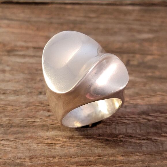Sterling Contemporary Sculptural Waves Statement Ring - Picture 3 of 13